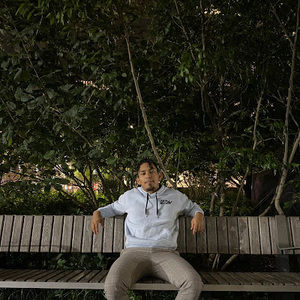 Meet your Posher, Eduardo